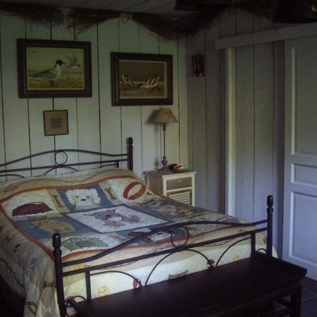 La Grange Des Marettes Bed & Breakfast Cleres Exterior photo