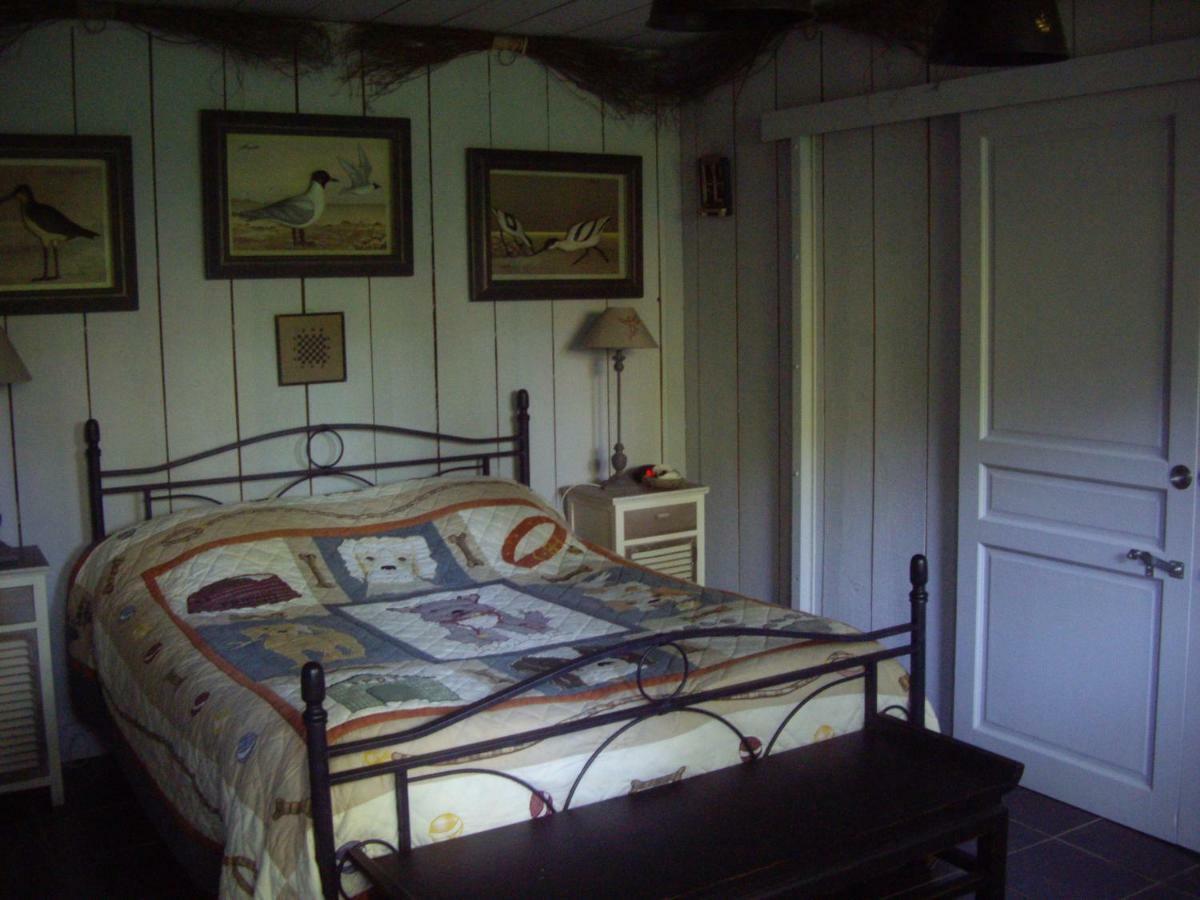 La Grange Des Marettes Bed & Breakfast Cleres Exterior photo