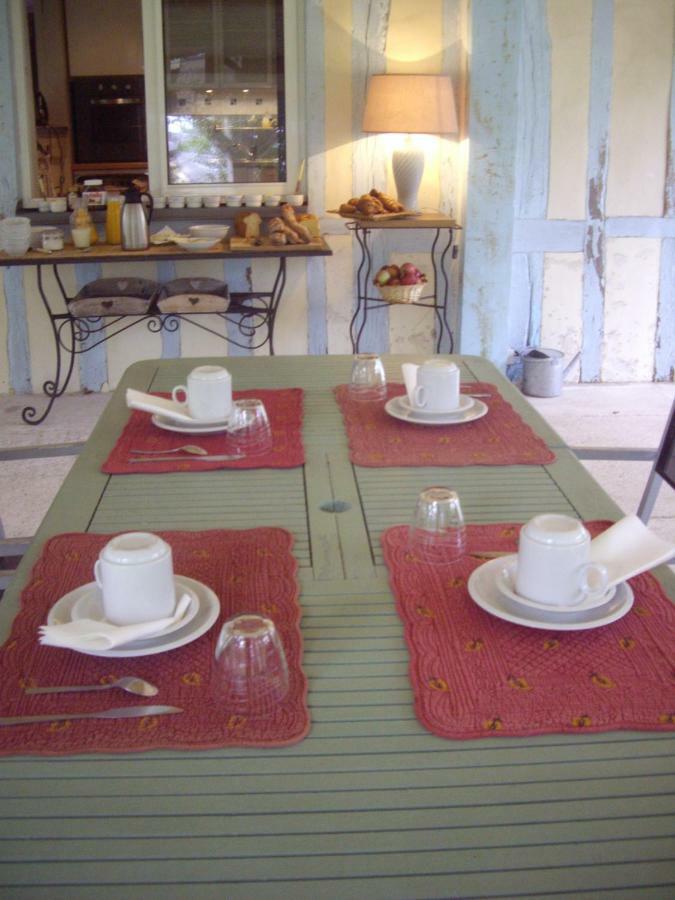 La Grange Des Marettes Bed & Breakfast Cleres Exterior photo